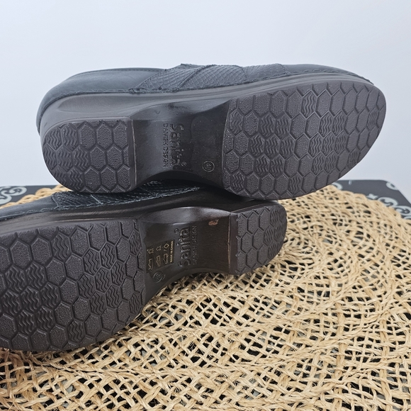 Sanita Gray Clogs Size 39 - Picture 9 of 15